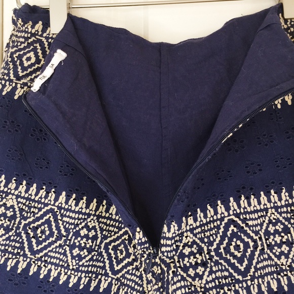 Tularosa REVOLVE Navy High Waist Eyelet Shorts XXS - Picture 6 of 8